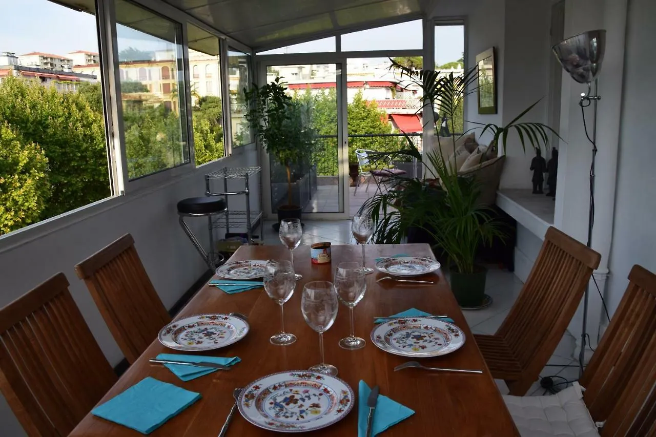 アパート Appartement Terrasse Vue Mer / ニース